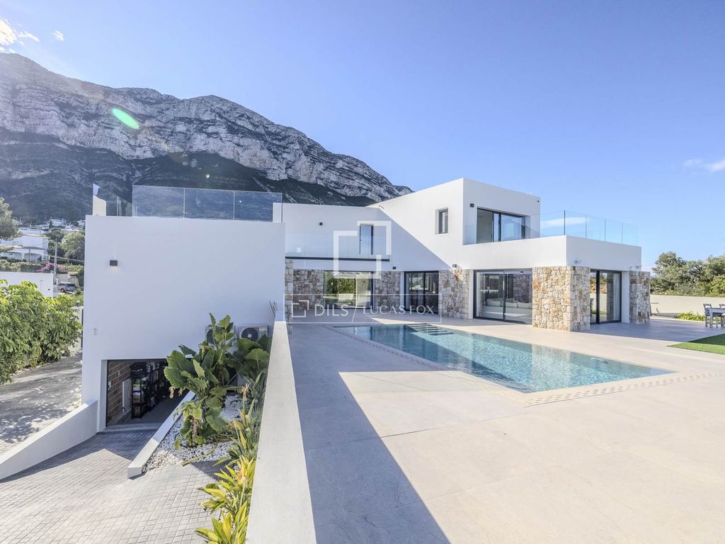 Luxury House for sale in Denia, 1 650 000 €, Photo 1