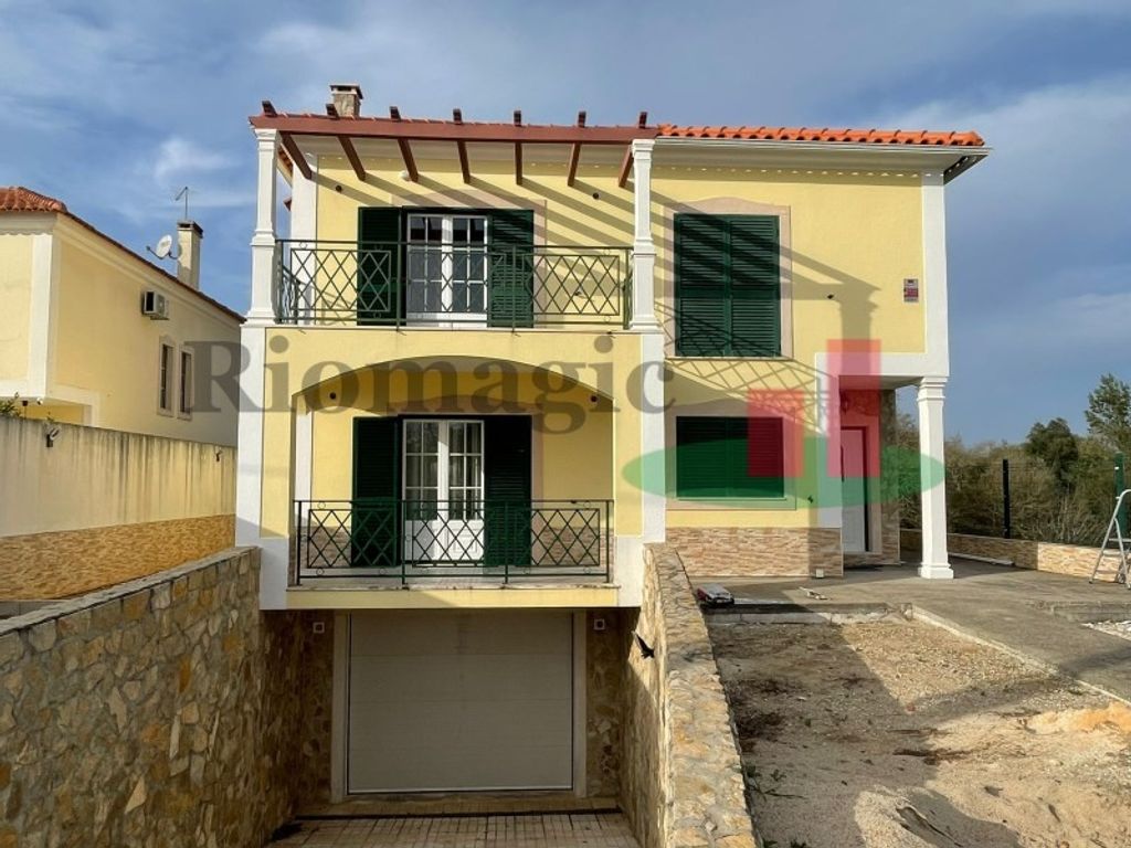Maison de luxe à vendre à Azambuja, 445 000 €, Photo 6