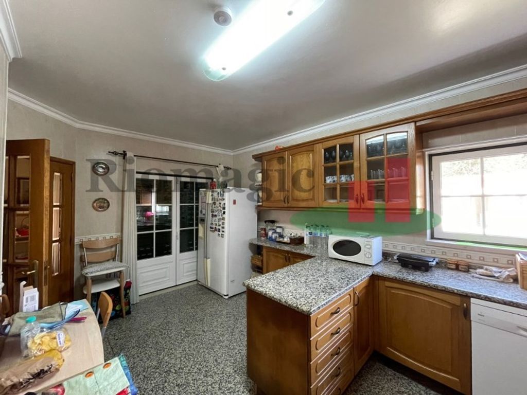Maison de luxe à vendre à Azambuja, 445 000 €, Photo 7