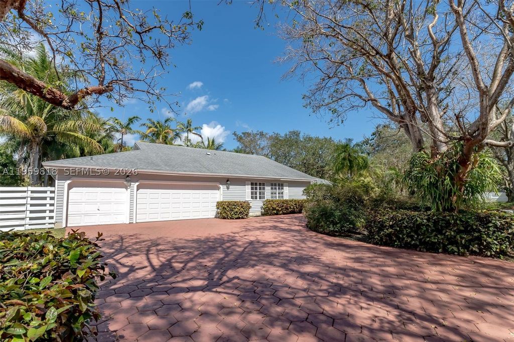 Luxury House for sale in Miami, 939 081 €, Photo 1