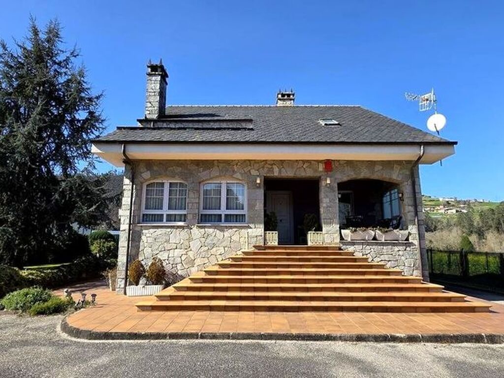 Luxury House for sale in Brieves, 480 000 €, Photo 3