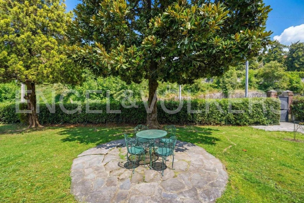 Luxury House for sale in Gavirate, 550 000 €, Photo 6