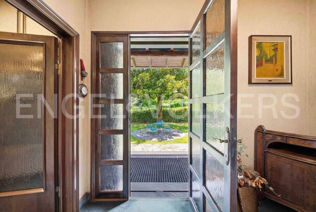 Luxury House for sale in Gavirate, 550 000 €, Photo 7