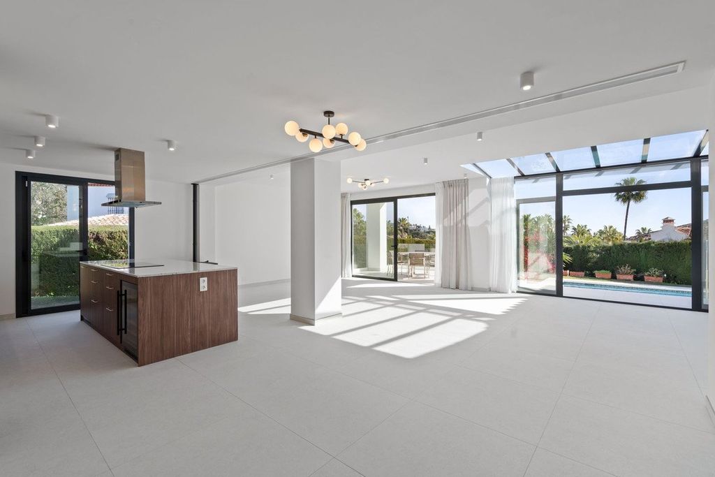 Maison de luxe à vendre à Marbella, 2 290 000 €, Photo 7
