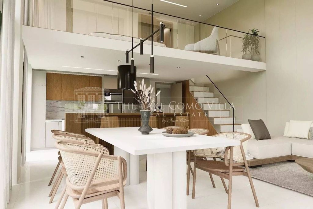 Luxury Apartment for sale in Menaggio, 845 000 €, Photo 1