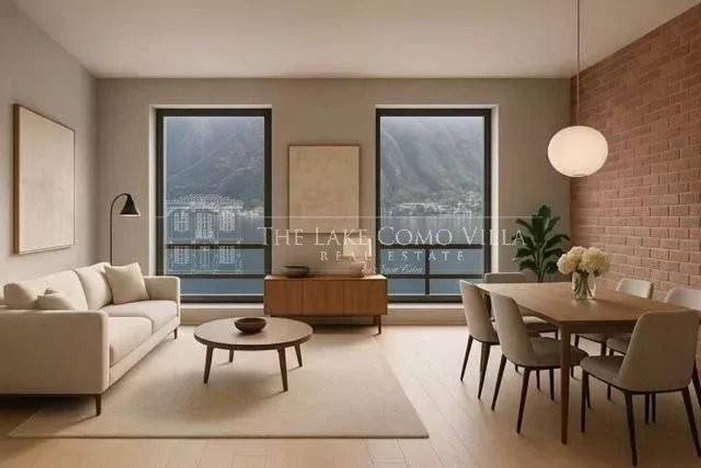 Luxury House for sale in Lezzeno, 780 000 €, Photo 1