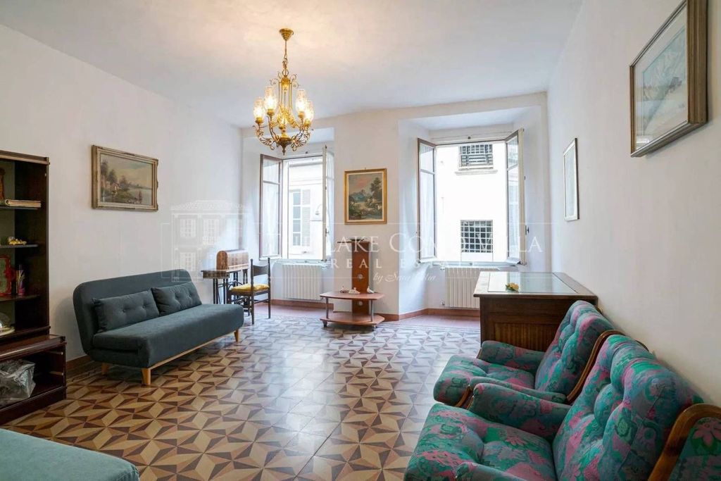 Luxury Apartment for sale in Como, 690 000 €, Photo 4