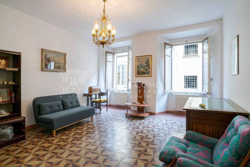 Luxury Apartment for sale in Como, 690 000 €, Photo 5
