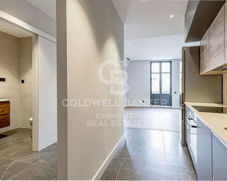 Luxury Apartment for sale in Barcelona, 640 000 €, Photo 7