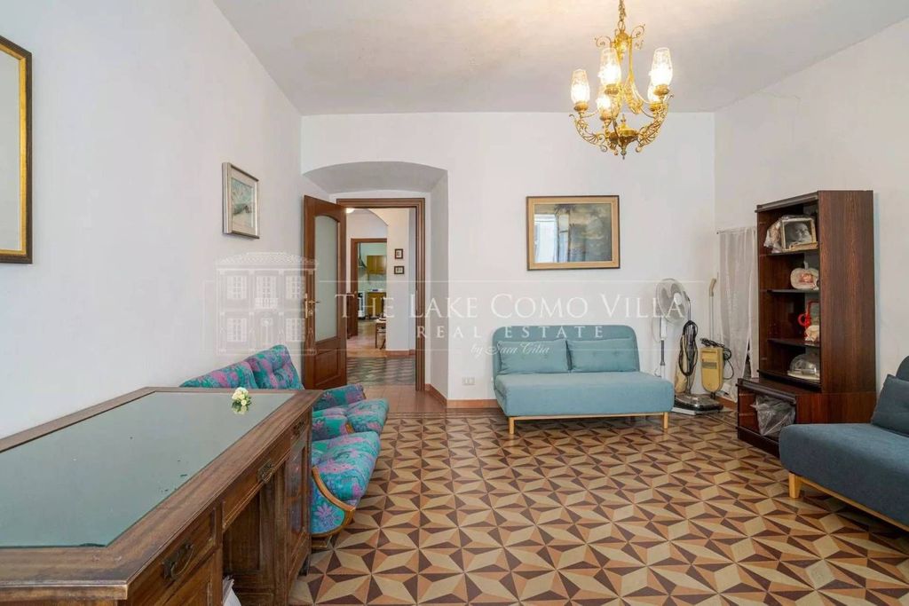 Luxury Apartment for sale in Como, 690 000 €, Photo 7