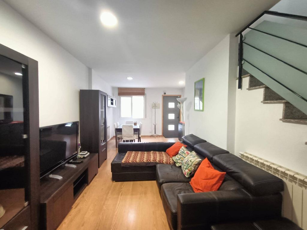 Luxury House for sale in Badalona, 569 000 €, Photo 5