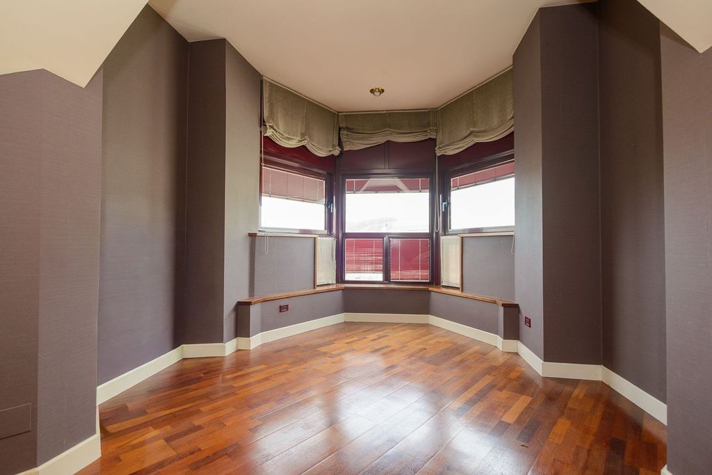 Appartement de luxe à vendre à Oviedo, 830 000 €, Photo 4