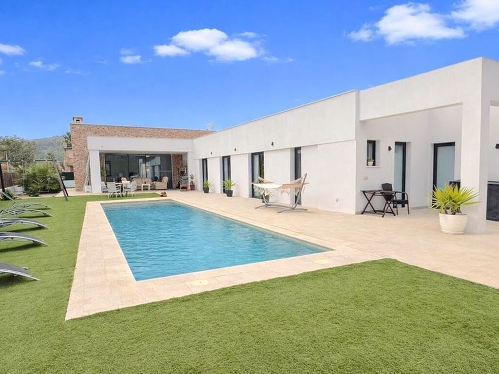 Luxury House for sale in Sa Pobla, 1 390 000 €, Photo 1