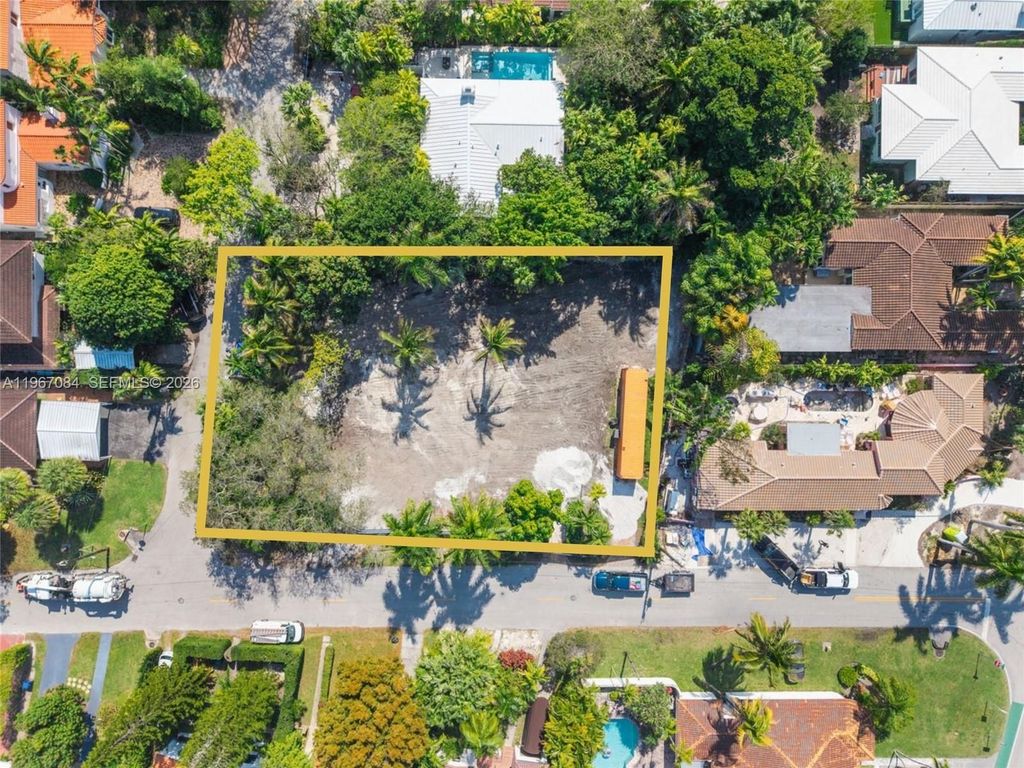 Luxury House for sale in Miami Beach, 4 251 494 €, Photo 2