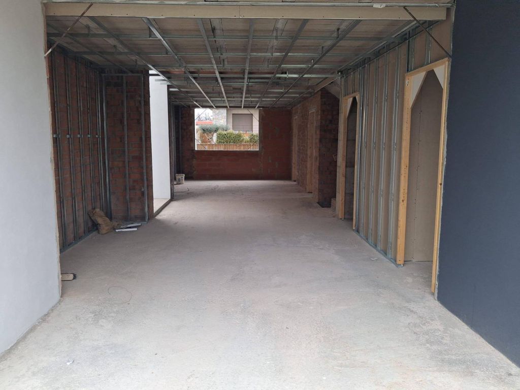 Luxury House for sale in Les Planes d'Hostoles, 420 000 €, Photo 5