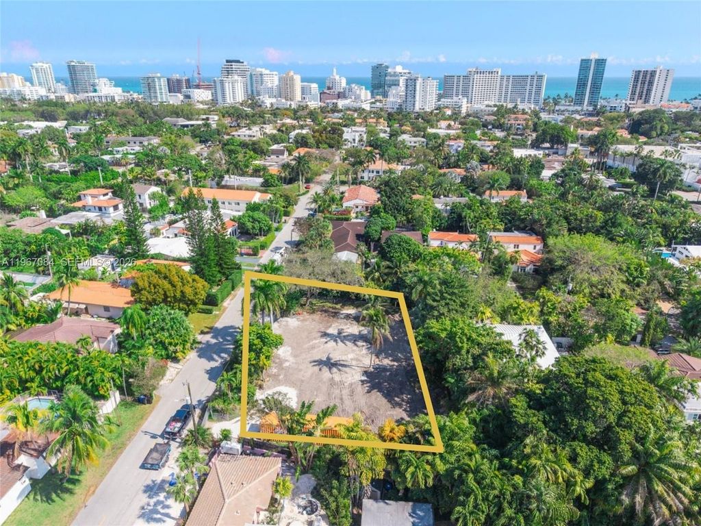 Luxury House for sale in Miami Beach, 4 251 494 €, Photo 5