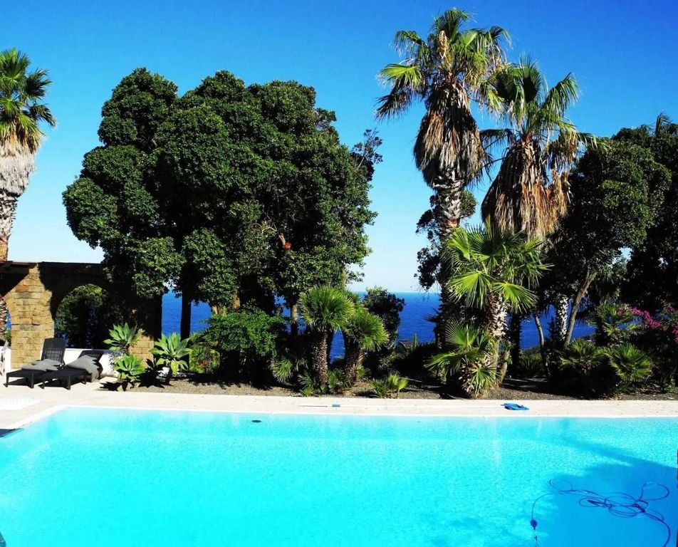 Luxury House for sale in Pantelleria, 1 700 000 €, Photo 1