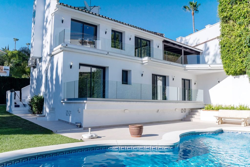 Luxury House for sale in Marbella, 1 780 000 €, Photo 3
