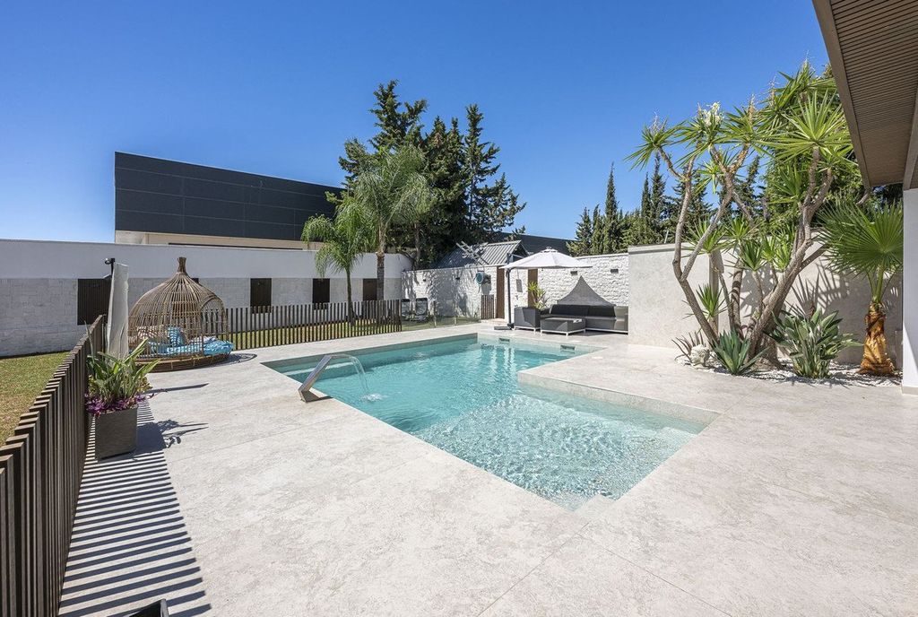 Maison de luxe à vendre à Estepona, 1 690 000 €, Photo 3