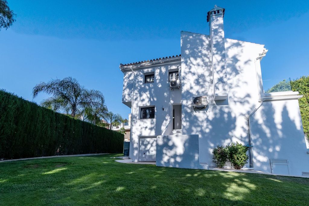 Luxury House for sale in Marbella, 1 780 000 €, Photo 5