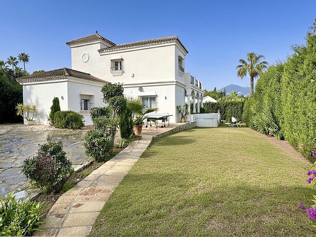 Maison de luxe à vendre à Nueva Andalucia, 1 695 000 €, Photo 2