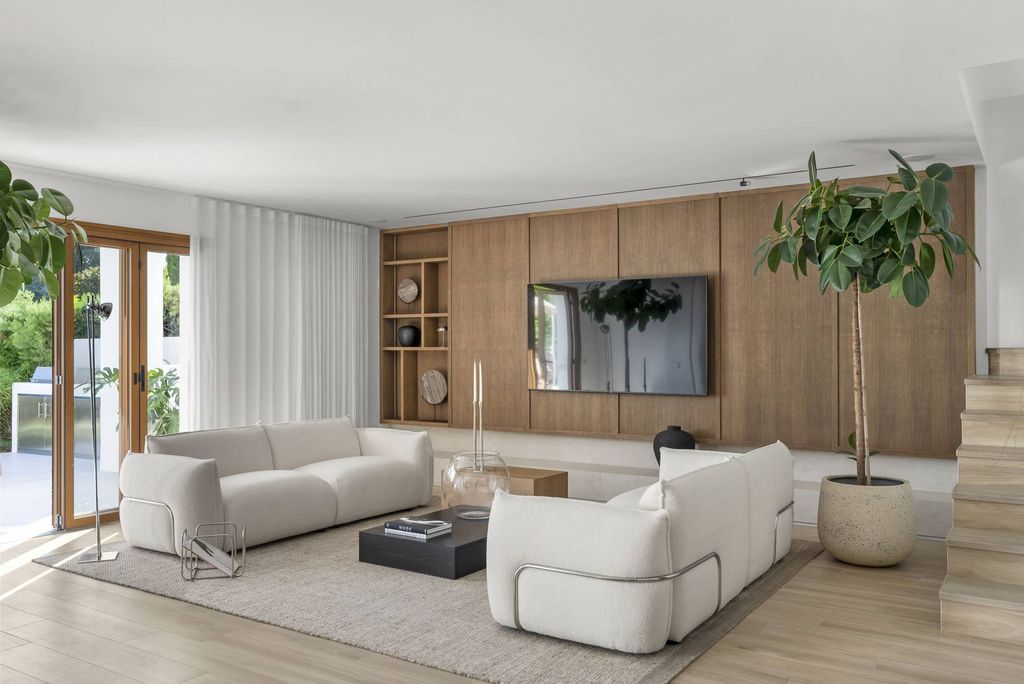 Luxury Apartment for sale in Nueva Andalucia, 1 850 000 €, Photo 2