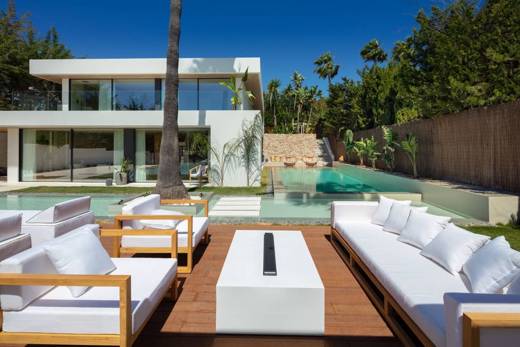 Luxury House for sale in Nueva Andalucia, 3 550 000 €, Photo 2