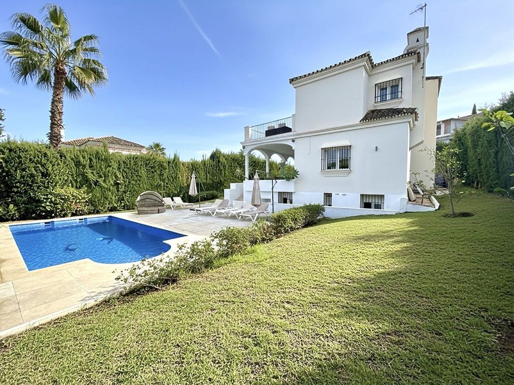 Maison de luxe à vendre à Nueva Andalucia, 1 695 000 €, Photo 3