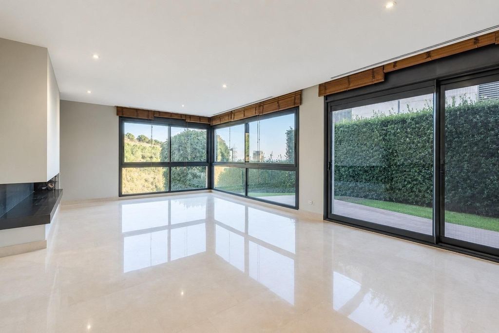 Luxury House for sale in Esplugues de Llobregat, 2 100 000 €, Photo 2