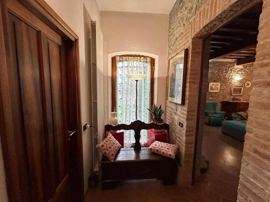 Maison de luxe à vendre à Collecchio, 550 000 €, Photo 6