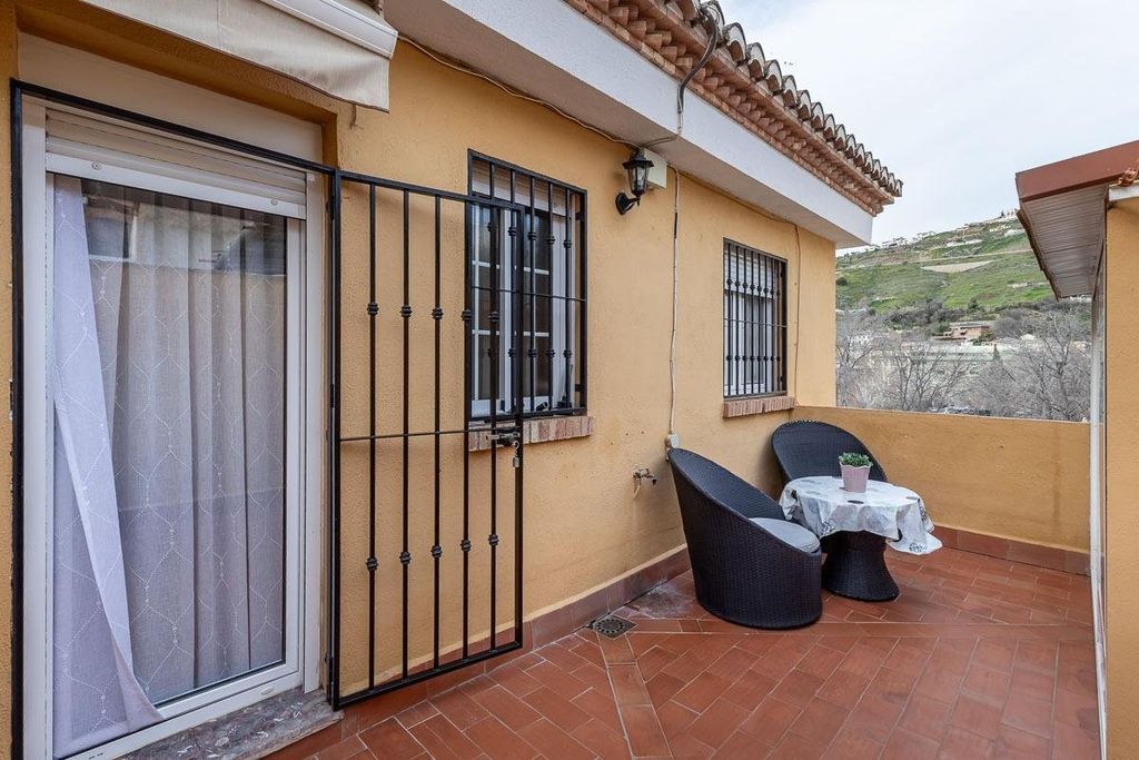 Maison de luxe à vendre à Granada, 580 000 €, Photo 2
