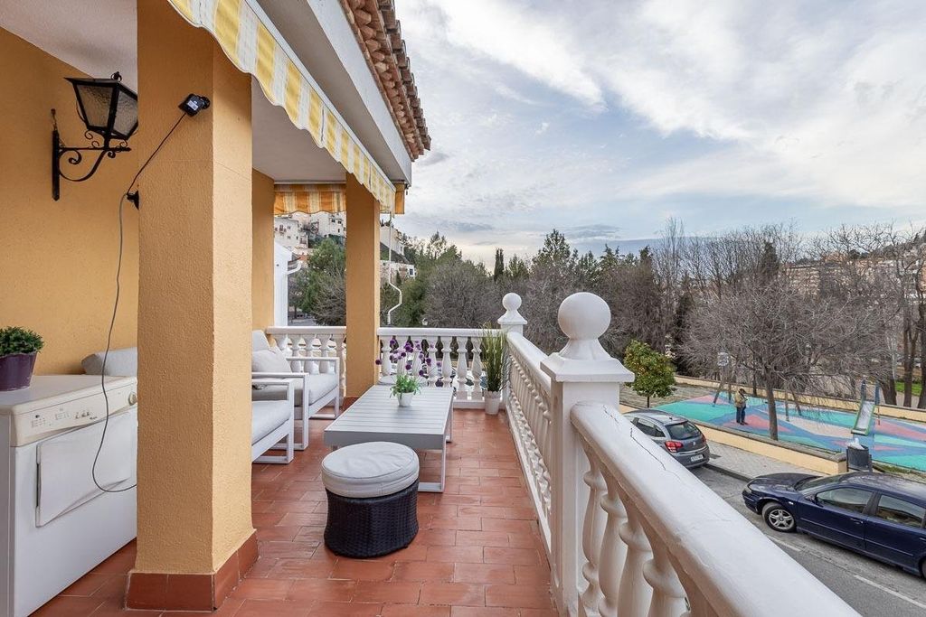 Maison de luxe à vendre à Granada, 580 000 €, Photo 3