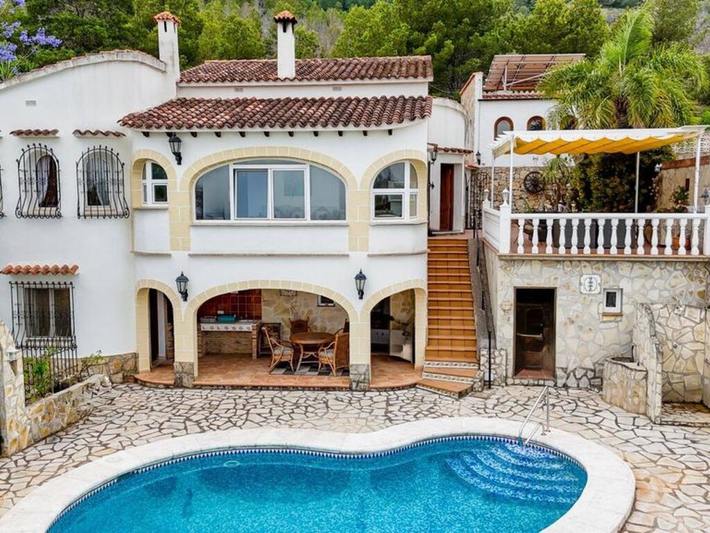 Luxury House for sale in Denia, 565 000 €, Photo 1