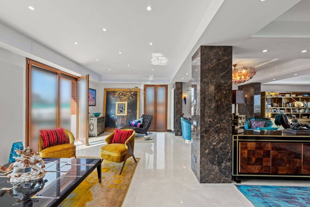 Luxury Apartment for sale in Massa, 1 300 000 €, Photo 3