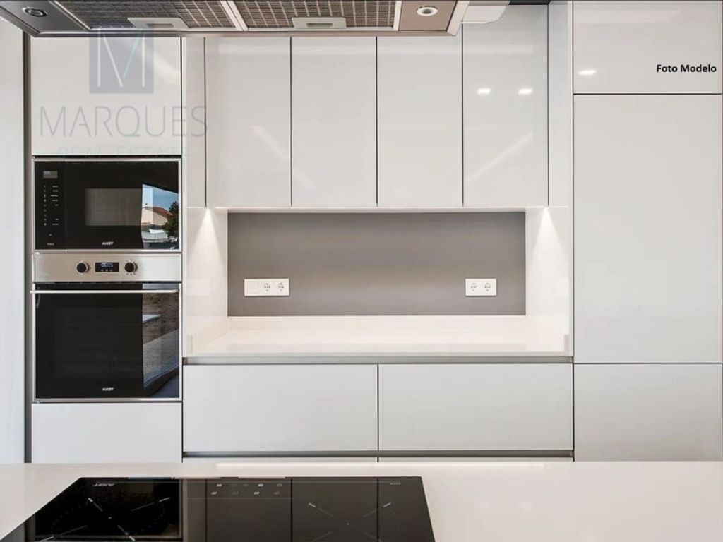 Luxury House for sale in Seixal, 570 000 €, Photo 4