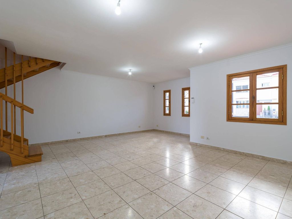 Luxury House for sale in San Bartolomé de Tirajana, 650 000 €, Photo 3