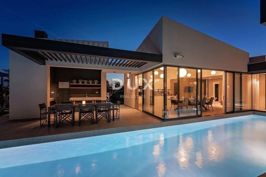 Maison de luxe à vendre à Porec, 2 594 000 €, Photo 4