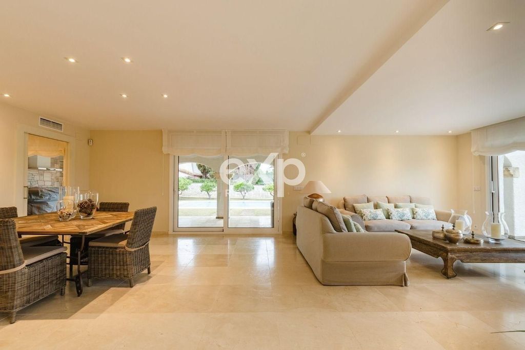 Maison de luxe à vendre à Roda de Barà, 2 800 000 €, Photo 5