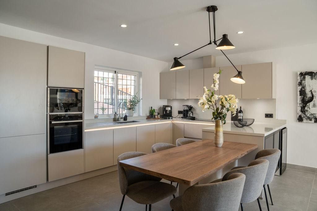 Maison de luxe à vendre à Marbella, 1 195 000 €, Photo 4