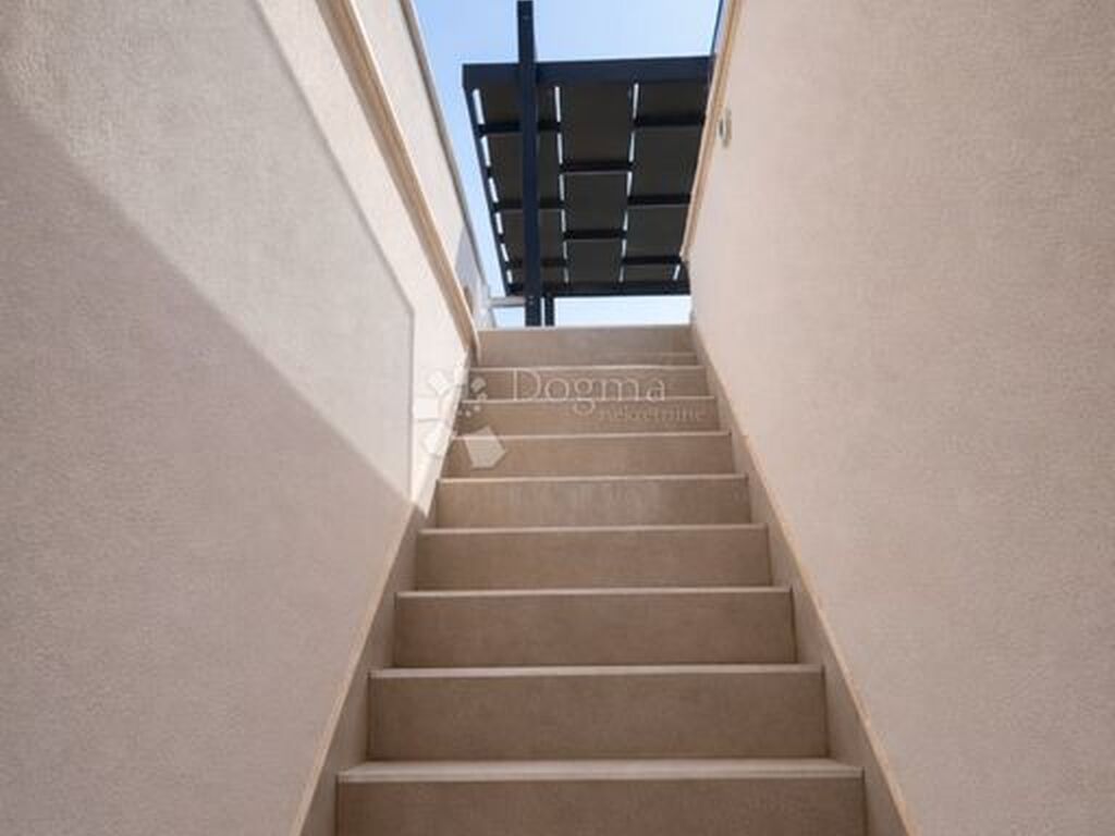 Luxury Apartment for sale in Zadar, 520 000 €, Photo 4