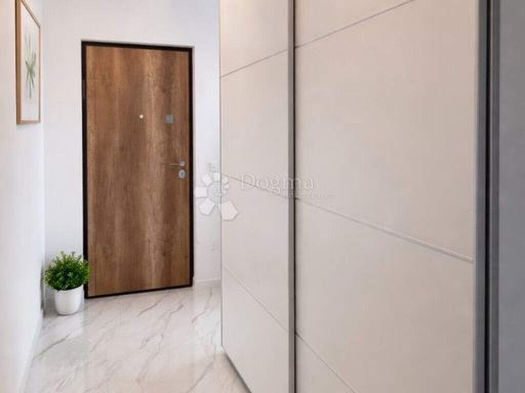 Luxury Apartment for sale in Zadar, 520 000 €, Photo 6