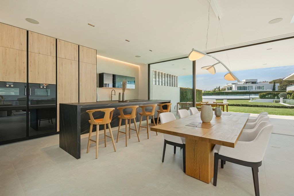 Luxury House for sale in Marbella, 6 300 000 €, Photo 2
