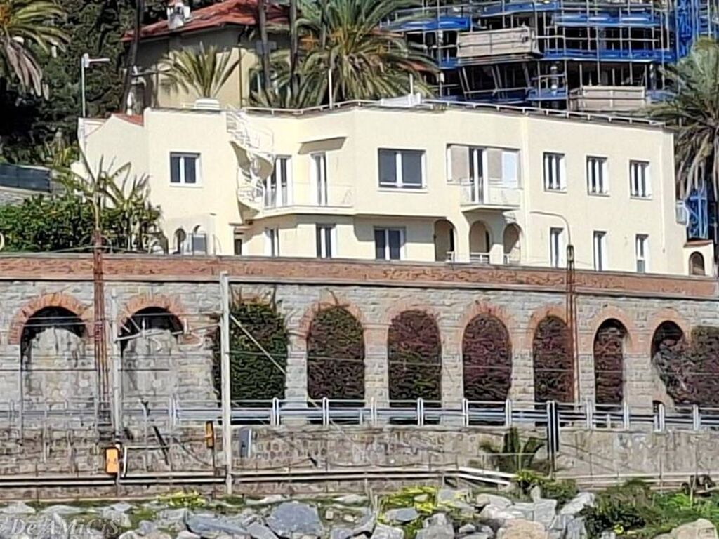 Luxury Apartment for sale in Bordighera, 780 000 €, Photo 3