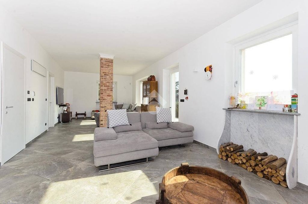 Luxury House for sale in Pecetto, 1 050 000 €, Photo 7