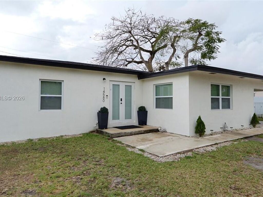 Maison de luxe à vendre à Miami, 500 155 €, Photo 1