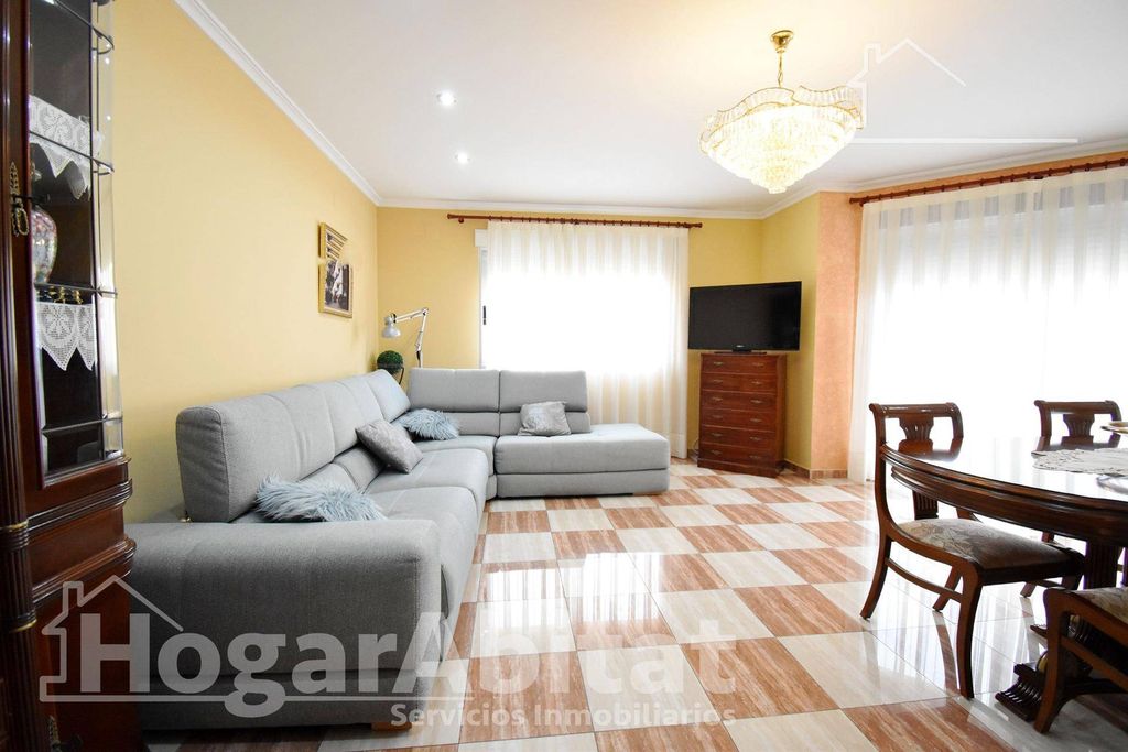 Maison de luxe à vendre à Sot de Chera, 430 000 €, Photo 2