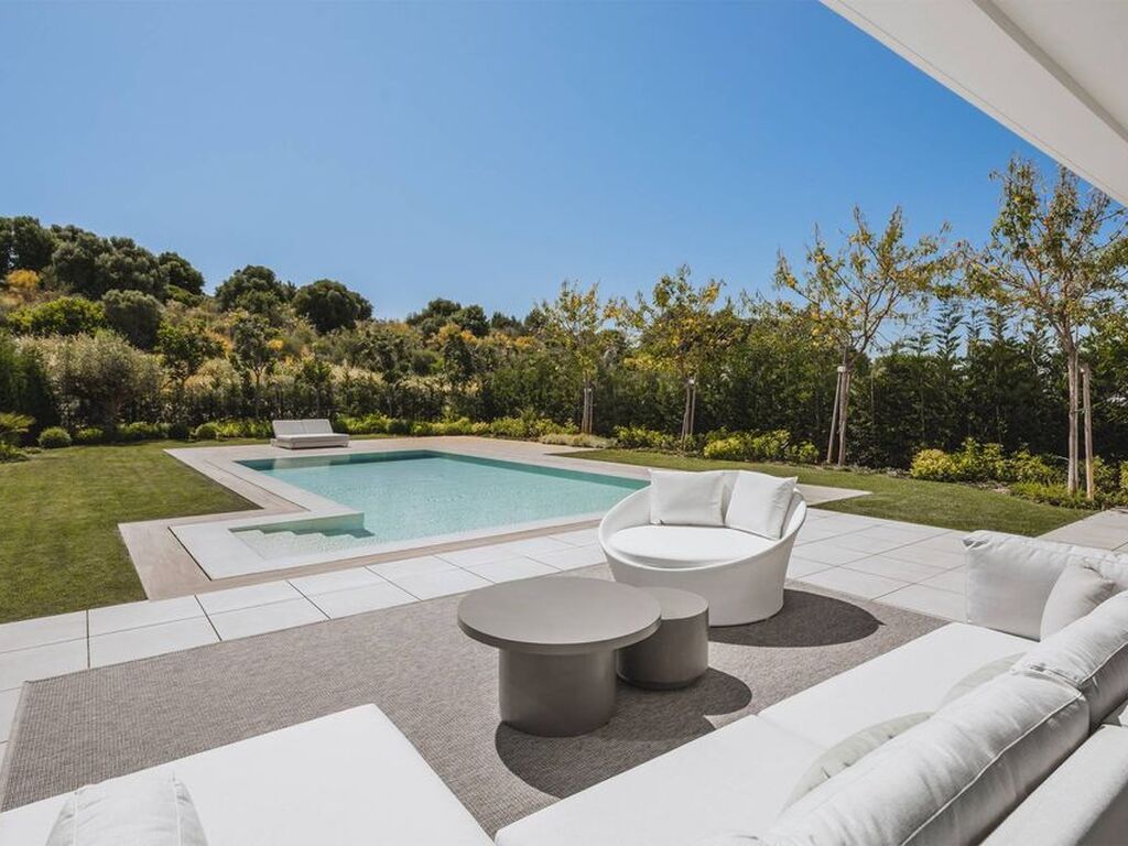 Luxury House for sale in Marbella, 2 395 000 €, Photo 2