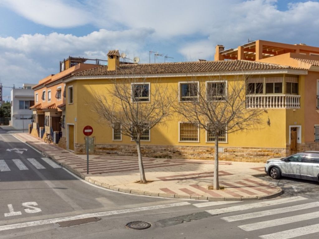 Maison de luxe à vendre à El Campello, 670 000 €, Photo 3