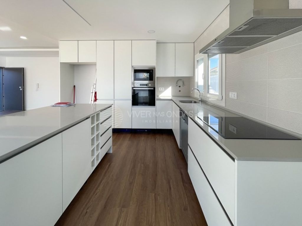 Luxury House for sale in Seixal, 640 000 €, Photo 7