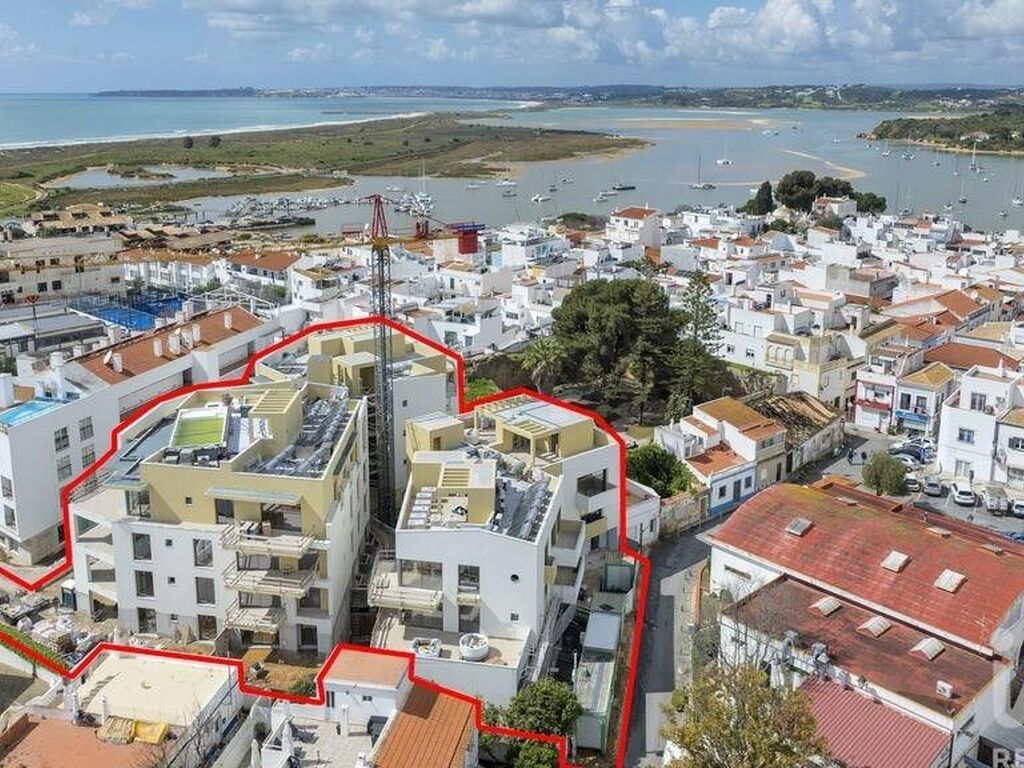 Luxury Apartment for sale in Alvor, 770 000 €, Photo 2